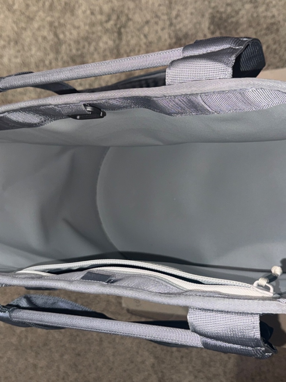 YETI Camino Carryall 35 – Storm Gray - Picture 3 of 5